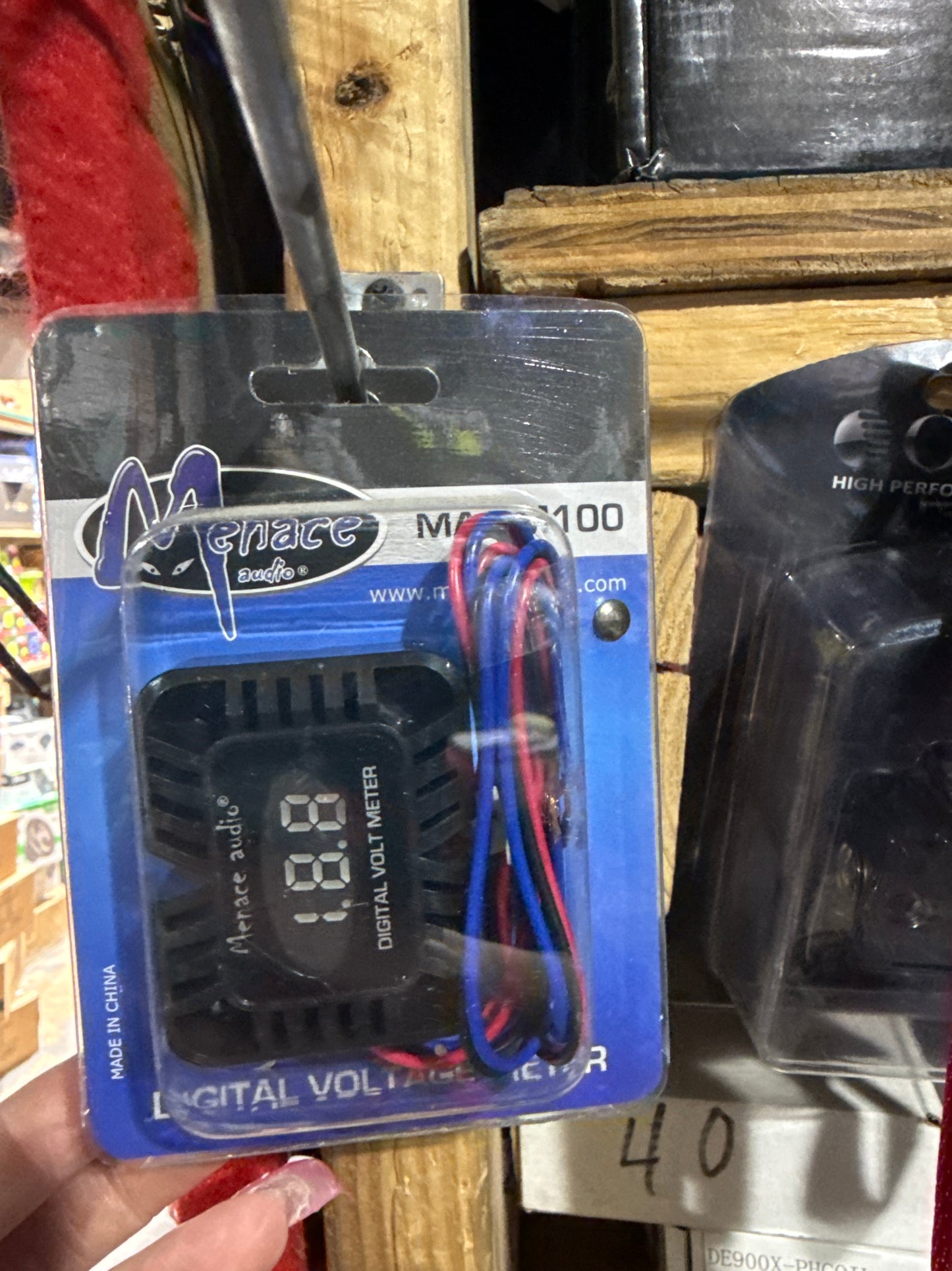 Menace volt meter